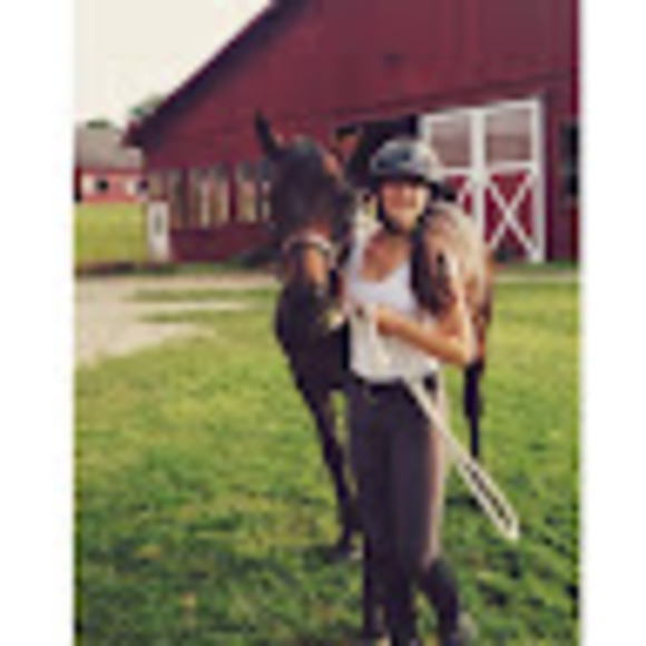 Meet your Posher, Sarah - Picture 1 of 1